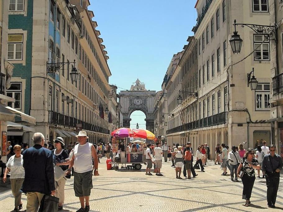 Sj2dee Heart Of Baixa New Air Conditioning Spacious 2 Apts 4br2ba Lejlighed