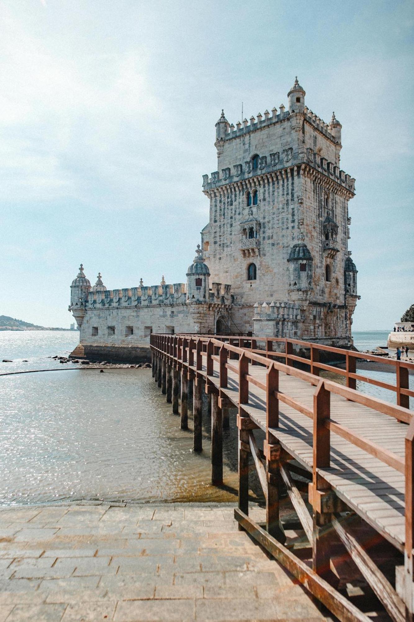 Sj2dee Heart Of Baixa New Air Conditioning Spacious 2 Apts 4br2ba *