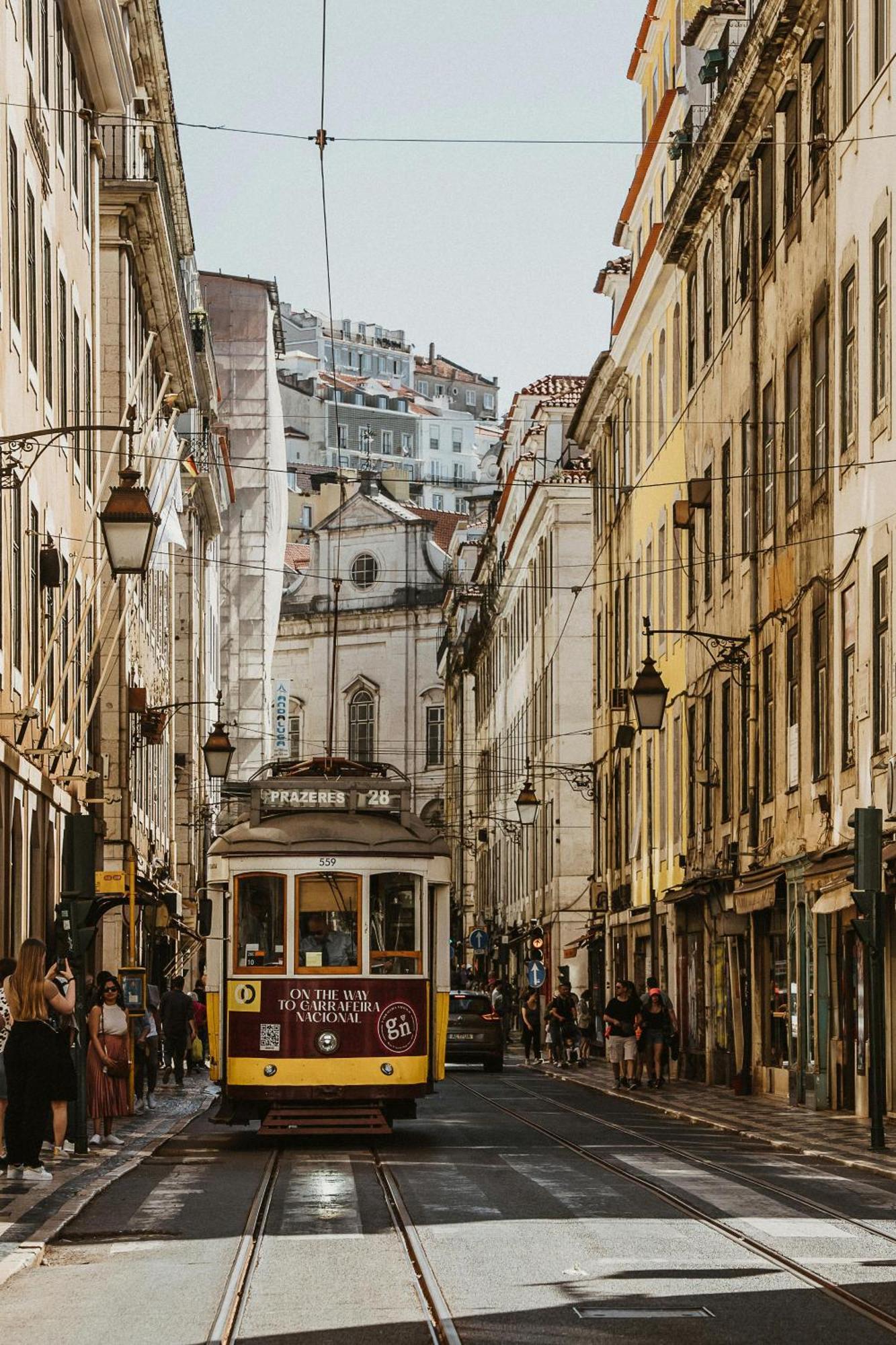 Sj2dee Heart Of Baixa New Air Conditioning Spacious 2 Apts 4br2ba * Lisboa